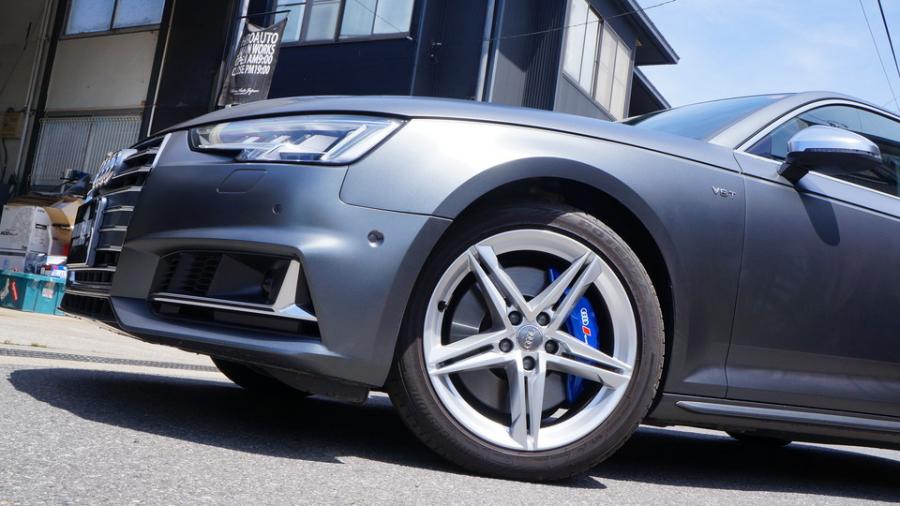 キャリパー塗装施工事例：アウディS4　キャリパー塗装COLOR:#1115 Deep marine blue IMG8_2328_Ysj2Ay_sub7.jpg