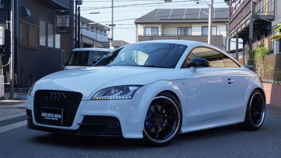 アウディTT　キャリパー塗装COLOR:#1115 Deep marine blue