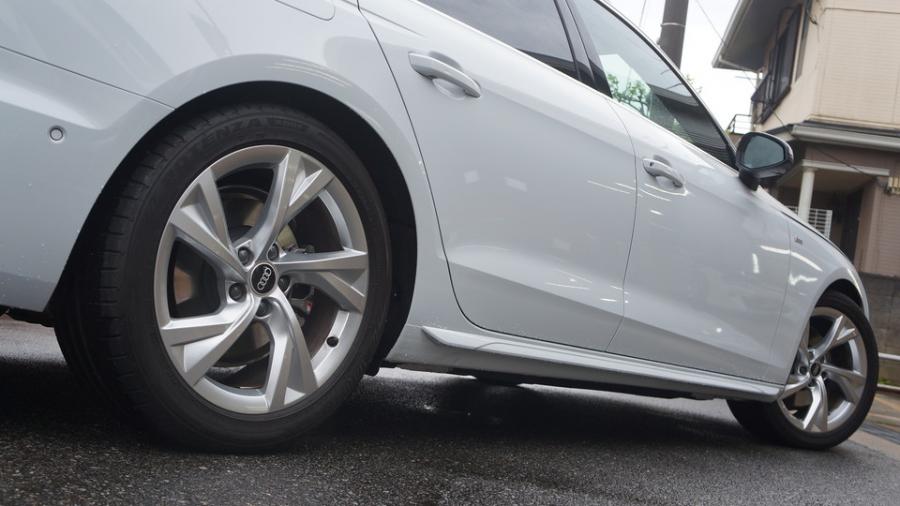 キャリパー塗装施工事例：アウディA4　キャリパー塗装COLOR:オリジナルグレー調色カラー IMG8_2368_734lOt_sub5.jpg