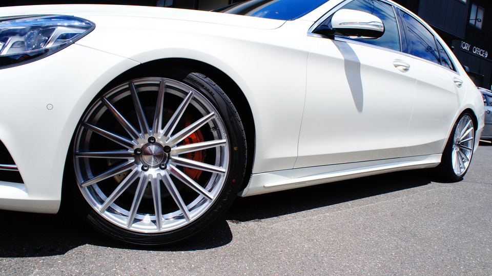 キャリパー塗装施工事例：ベンツW222Sクラス純正キャリパー塗装　COLOR：#030 royal art pearl orange gold IMG9_1017_jE1nYO_sub2.jpg