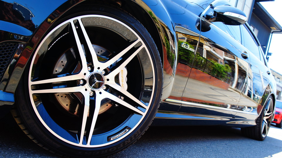 キャリパー塗装施工事例：ベンツＳクラスＷ221純正キャリパー塗装　ＣＯＬＯＲ：#052 premium platinum silver IMG9_1050_V5Xpnv_sub3.jpg