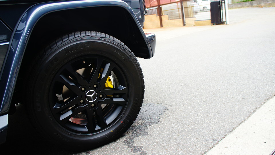 キャリパー塗装施工事例：ベンツGクラス純正キャリパー塗装　COLOR：#020 hawaiian passion yellow＆ホイール塗装　COLOR：半艶マットブラック IMG9_1125_JURzcn_sub4.jpg