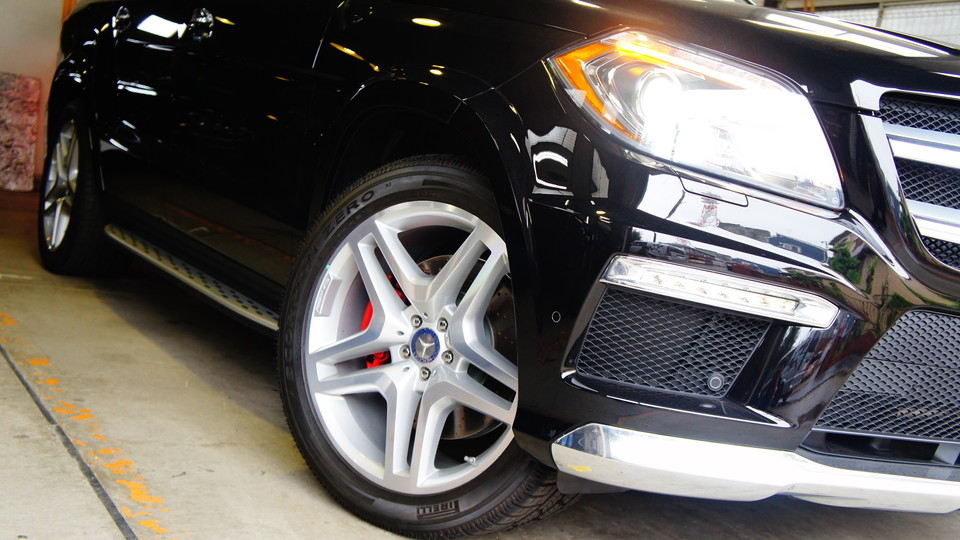 キャリパー塗装施工事例：ベンツGL550純正キャリパー塗装　COLOR：#001 Italian losso solid IMG9_1126_20iCT2_sub5.jpg