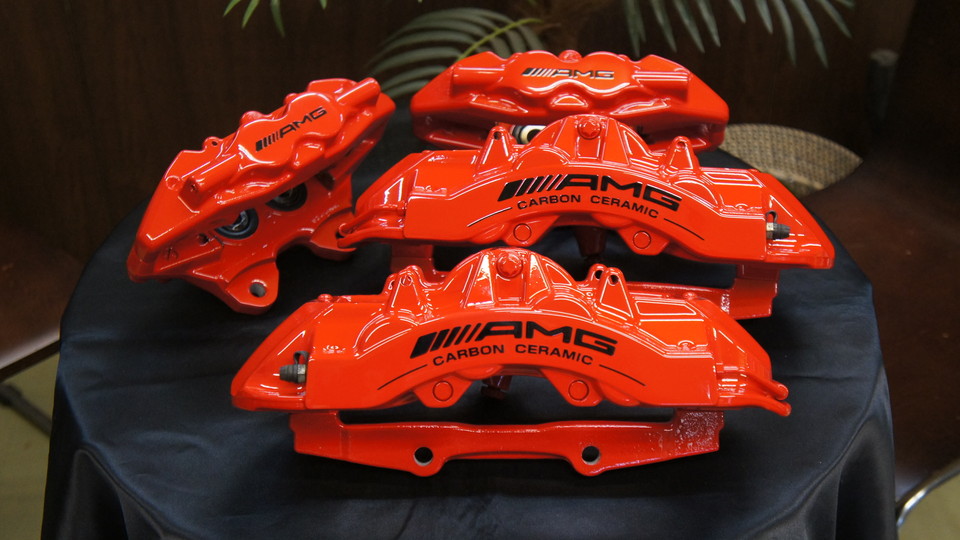 ベンツAMG純正8POT・4POTキャリパー塗装　COLOR：#001 Italian losso solid