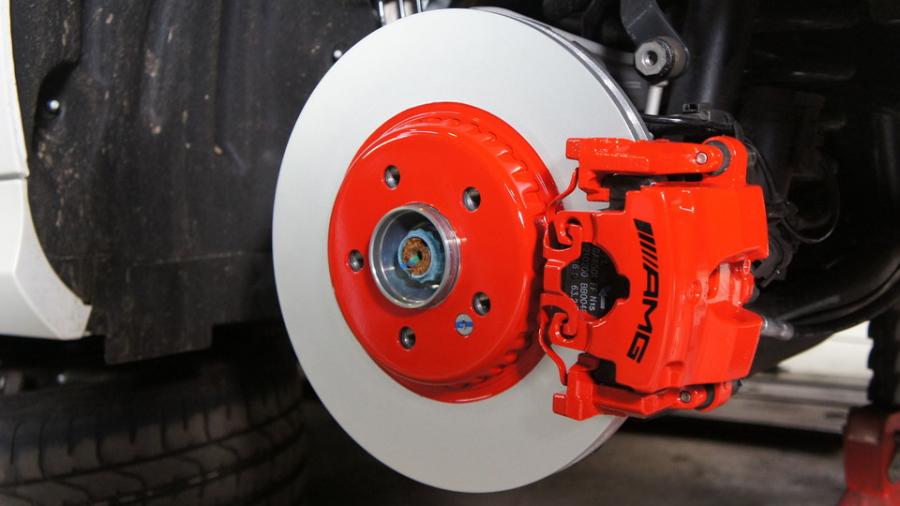 キャリパー塗装施工事例：ベンツC450純正キャリパー塗装＆ローター塗装　COLOR:#001 Italian losso solid IMG9_1321_1WRSrD_sub2.jpg