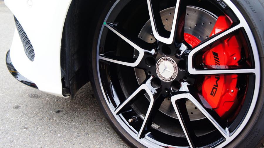 キャリパー塗装施工事例：ベンツC450純正キャリパー塗装＆ローター塗装　COLOR:#001 Italian losso solid IMG9_1321_1WRSrD_sub9.jpg