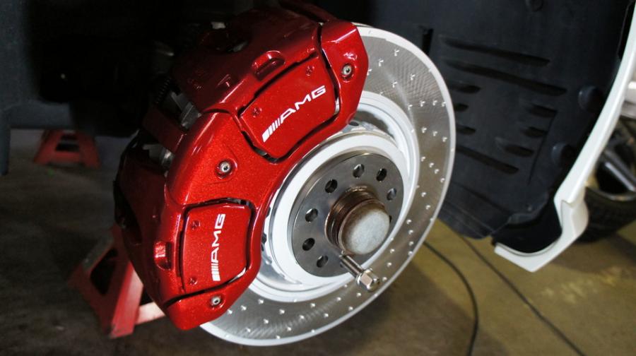 ベンツS63AMG　キャリパー塗装　COLOR:#011 royal flash candy red