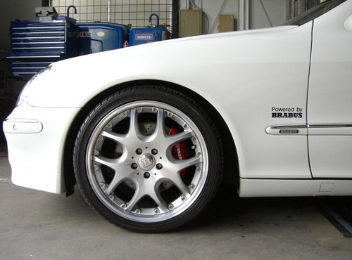 キャリパー塗装施工事例：S500 IMG9_142_HaN8RK_sub2.jpg