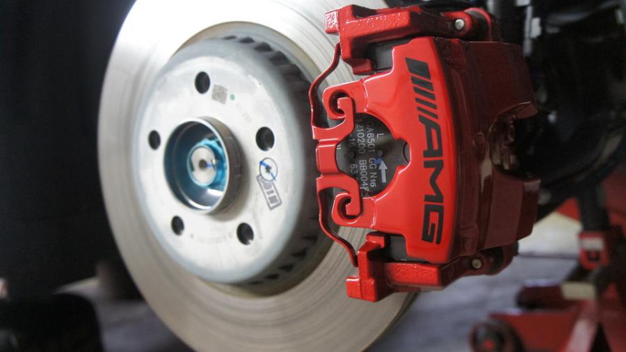 キャリパー塗装施工事例：ベンツC43AMG　キャリパー塗装　COLOR:#001 Italian losso solid IMG9_1455_HVfnSy_sub2.jpg