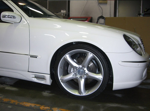 キャリパー塗装施工事例：W211 E320T IMG9_146_lq0xhO_sub2.jpg