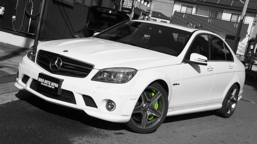 キャリパー塗装施工事例：ベンツC63AMG　キャリパー塗装　COLOR:#099 honey of pearl green IMG9_1486_dEMaZz_sub5.jpg