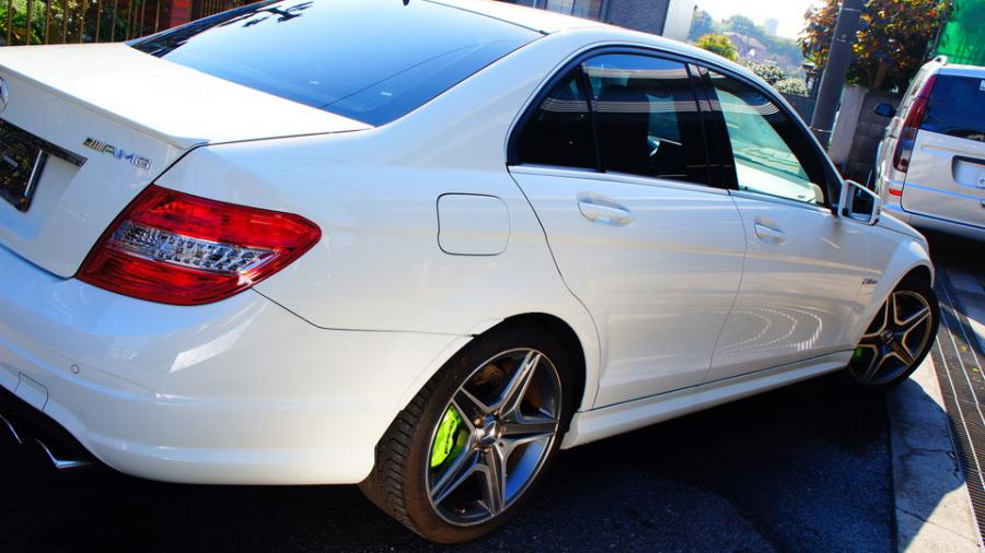 キャリパー塗装施工事例：ベンツC63AMG　キャリパー塗装　COLOR:#099 honey of pearl green IMG9_1486_dEMaZz_sub6.jpg