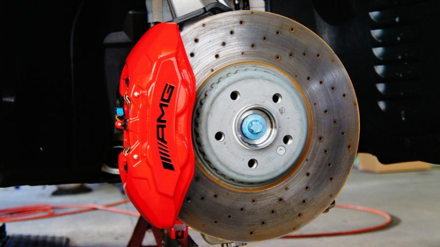 キャリパー塗装施工事例：ベンツC43AMG　キャリパー塗装　COLOR:#001 Italian losso solid IMG9_1490_I054Qu_sub1.jpg