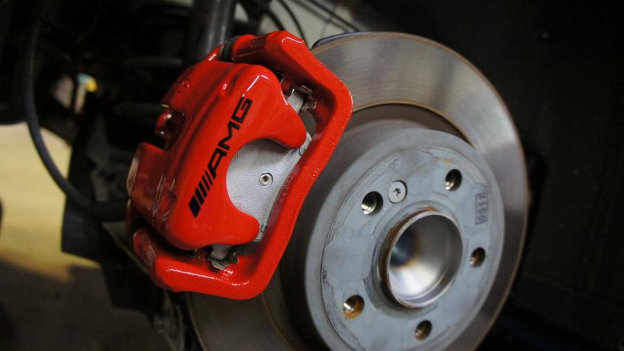 キャリパー塗装施工事例：ベンツCLA180　キャリパー塗装　COLOR:#001 Italian losso solid IMG9_1504_qwCxgy_sub2.jpg