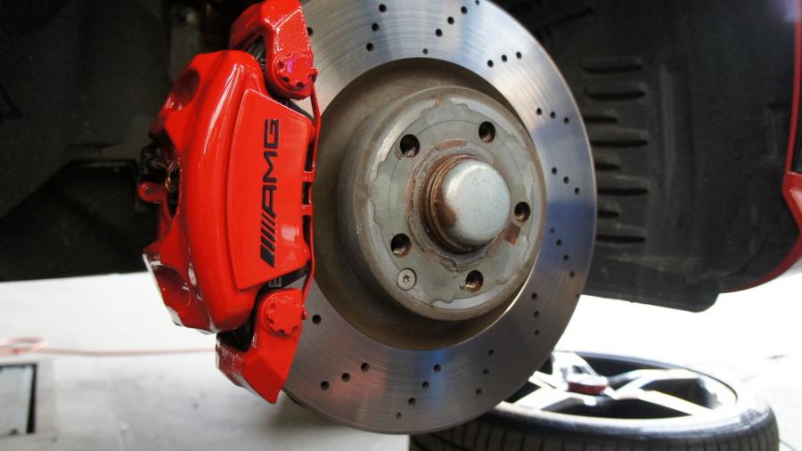 キャリパー塗装施工事例：ベンツSLK R172　キャリパー塗装　COLOR:#001 Italian losso solid IMG9_1510_goxajk_sub1.jpg