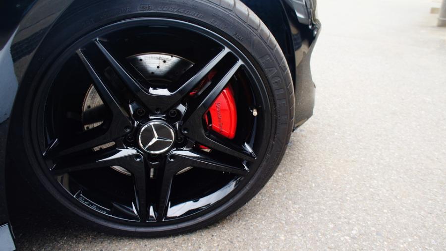 キャリパー塗装施工事例：ベンツCLA　キャリパー塗装　COLOR:#001 Italian losso solid IMG9_1533_tIvIY2_sub3.jpg