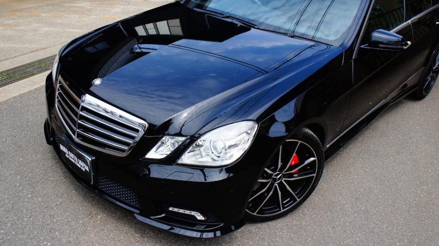 キャリパー塗装施工事例：ベンツEクラス W212　キャリパー塗装　COLOR:#001 Italian losso solid IMG9_1564_UHlQBh_sub6.jpg