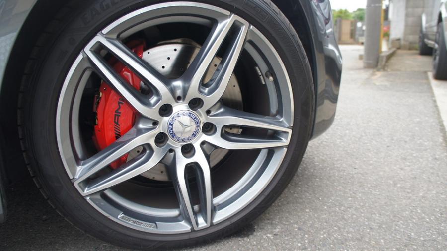 キャリパー塗装施工事例：ベンツEクラス　キャリパー塗装　COLOR:#001 Italian losso solid IMG9_1594_gLahGp_sub5.jpg