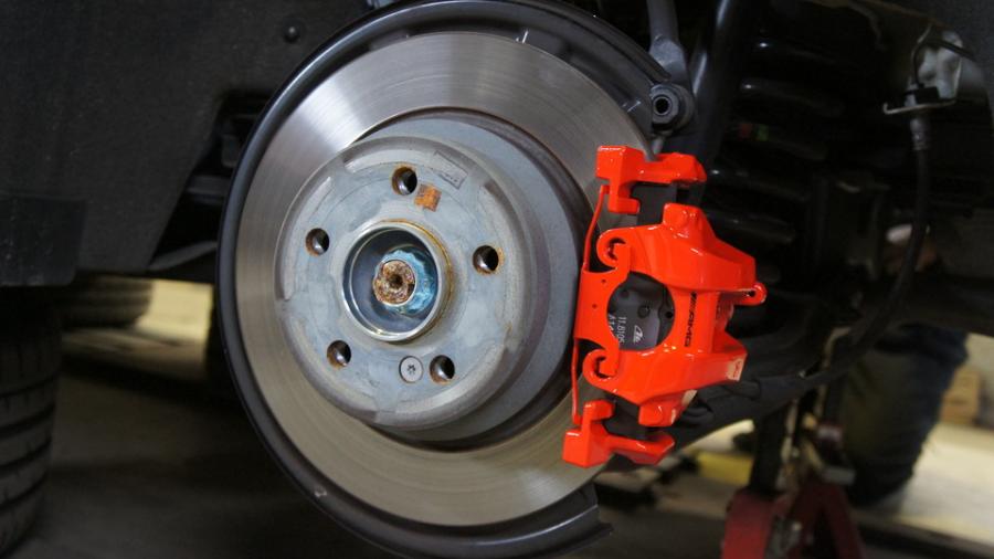 キャリパー塗装施工事例：ベンツEクラスW213　キャリパー塗装　COLOR:#1112 Racing red IMG9_1601_Ubr1mr_sub2.jpg