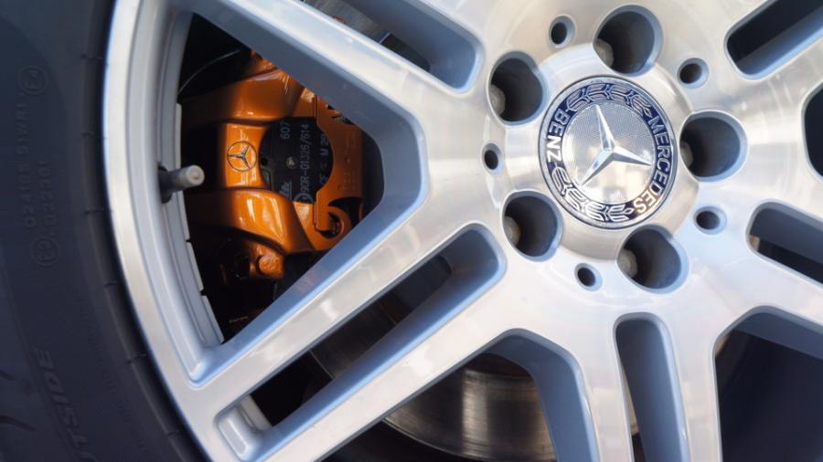 キャリパー塗装施工事例：ベンツS212Eクラス　キャリパー塗装　COLOR:#030 Royal art pearl orange gold IMG9_1673_HAVOYl_sub5.jpg