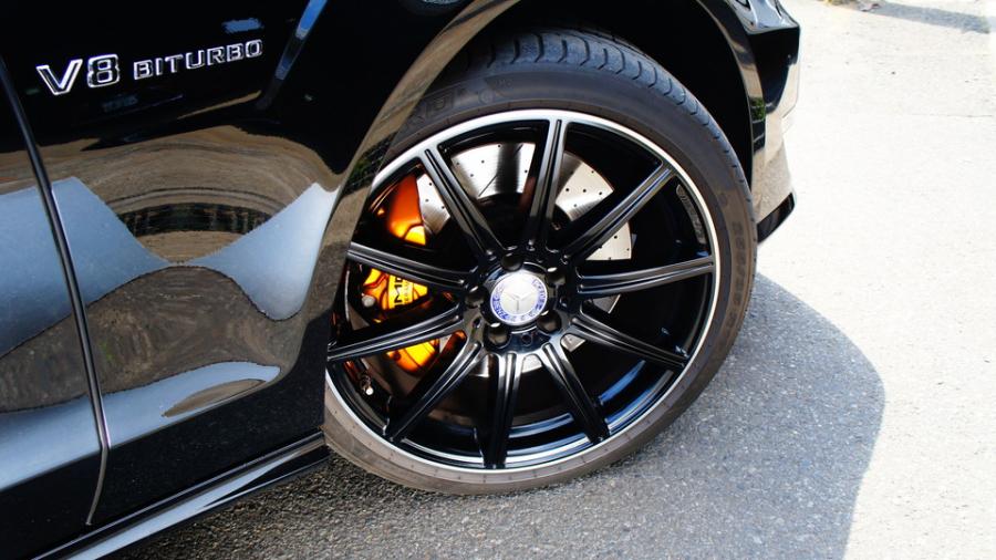 キャリパー塗装施工事例：ベンツCLS63ｼｭｰﾃｨﾝｸﾞﾌﾞﾚｰｸ　キャリパー塗装　COLOR:#030 Royal art pearl orange gold IMG9_1718_VHPFy0_sub3.jpg