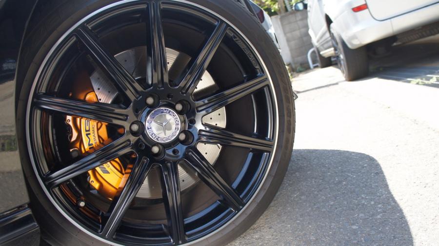 キャリパー塗装施工事例：ベンツCLS63ｼｭｰﾃｨﾝｸﾞﾌﾞﾚｰｸ　キャリパー塗装　COLOR:#030 Royal art pearl orange gold IMG9_1718_VHPFy0_sub6.jpg