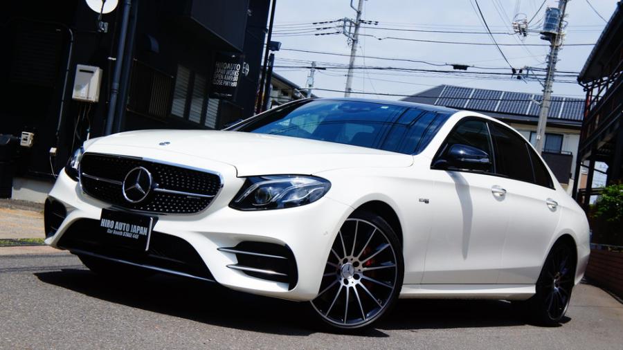 ベンツE43　キャリパー塗装、ローター塗装　COLOR:#001 Italian losso solid、D-DASHダストダウンブレーキパット装着