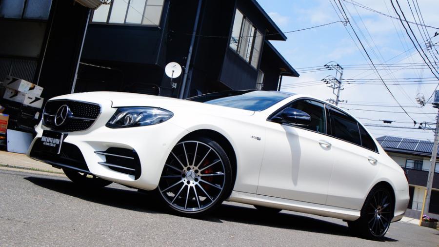 キャリパー塗装施工事例：ベンツE43　キャリパー塗装、ローター塗装　COLOR:#001 Italian losso solid、D-DASHダストダウンブレーキパット装着 IMG9_1732_2lodYu_sub9.jpg