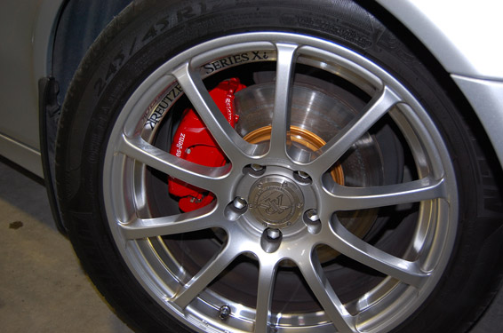 キャリパー塗装施工事例：E-Class IMG9_182_OmfOTn_sub1.jpg