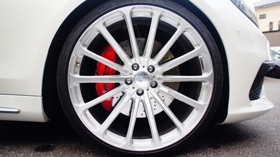 キャリパー塗装施工事例：ベンツSクラス　キャリパー塗装　COLOR:#001 Italian losso solid IMG9_1857_oZv7xi_sub3.jpg