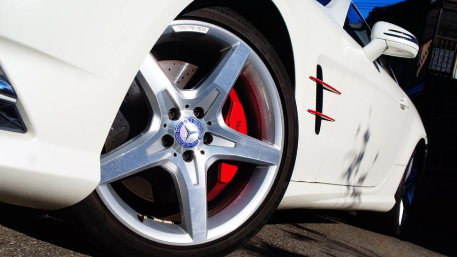 キャリパー塗装施工事例：ベンツSL350　キャリパー塗装COLOR:#010 premiun rouge candy red IMG9_1903_zRoSb5_sub3.jpg