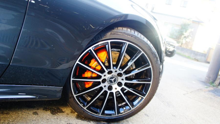 キャリパー塗装施工事例：ベンツCクラスクーペ　キャリパー塗装COLOR:#1110 Valencia premium orange IMG9_1929_qyjfKm_sub7.jpg