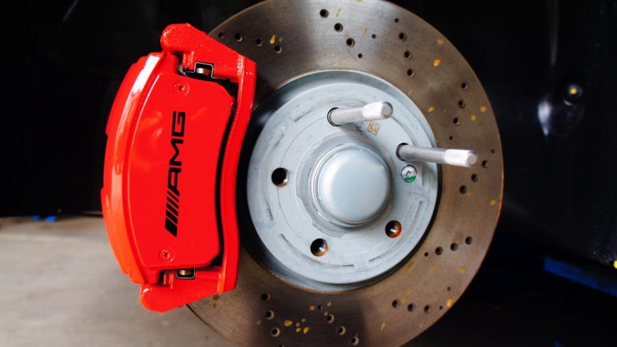 キャリパー塗装施工事例：ベンツCLAシューティングブレーク　キャリパー塗装COLOR:#001 Italian losso solid　ホイール塗装：半艶ブラック IMG9_1930_Yc5I5Q_sub1.jpg