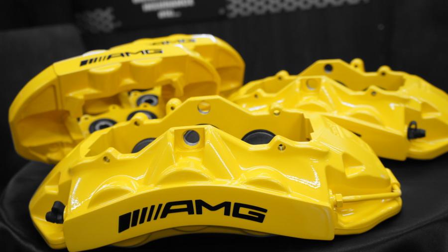 ベンツAMG　キャリパー塗装COLOR：#002 giallo modena
