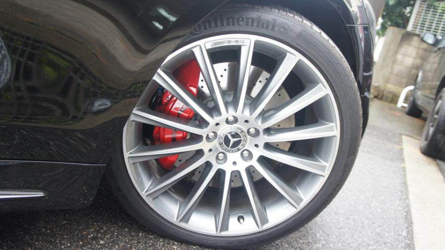 キャリパー塗装施工事例：ベンツSクラス　キャリパー塗装COLOR:#001 Italian losso solid IMG9_1991_5VnfOv_sub4.jpg