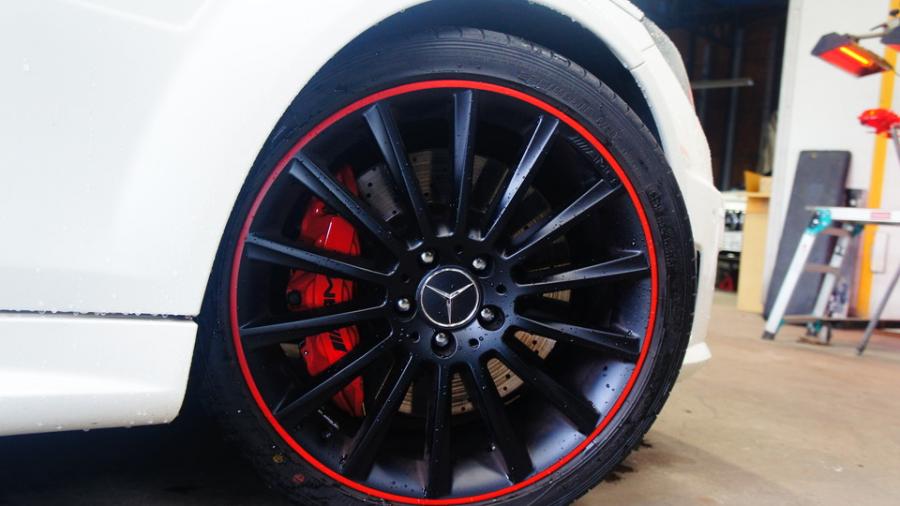 キャリパー塗装施工事例：ベンツC63AMG　キャリパー塗装COLOR:#001 Italian losso solid IMG9_1993_2R84yX_sub6.jpg