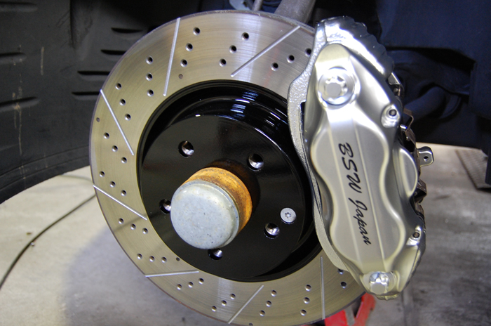 キャリパー塗装施工事例：S-Class W221 IMG9_203_xqQdt1_sub2.jpg