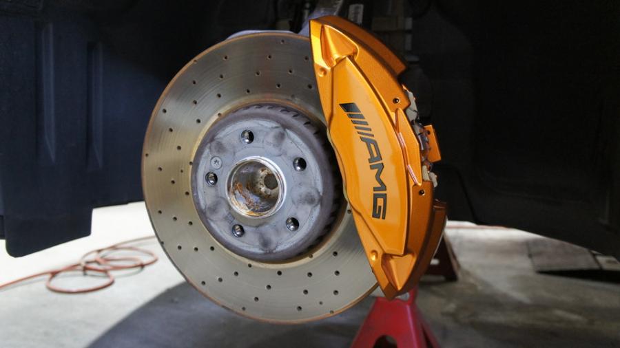 キャリパー塗装施工事例：ベンツE220d　キャリパー塗装COLOR:#030 Royal art pearl orange gold　リアディフューザー取付 IMG9_2062_METRdG_sub1.jpg