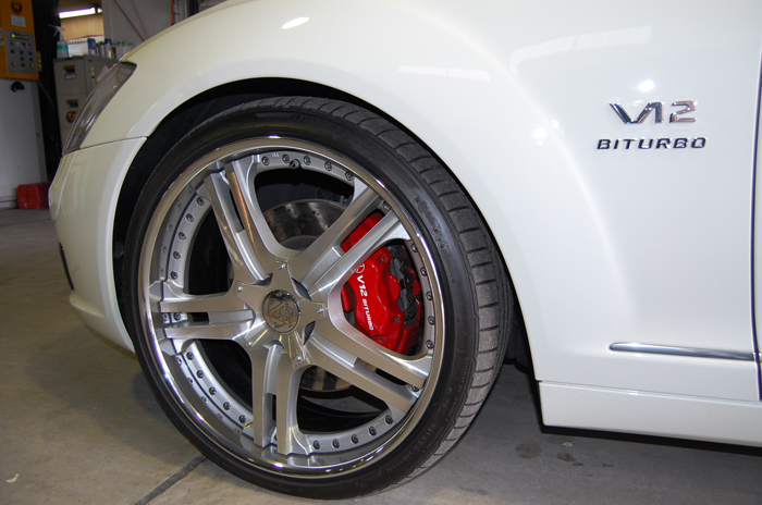 キャリパー塗装施工事例：W221 S600 IMG9_207_wvRkCN_sub1.jpg