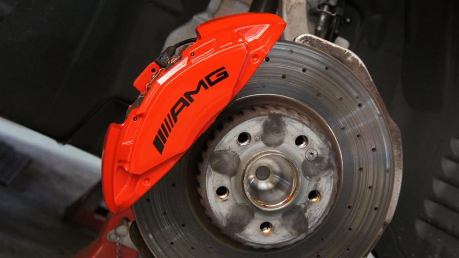 キャリパー塗装施工事例：ベンツCクラスカブリオレ　キャリパー塗装COLOR:#001 Italian losso solid IMG9_2082_BQURIo_sub1.jpg