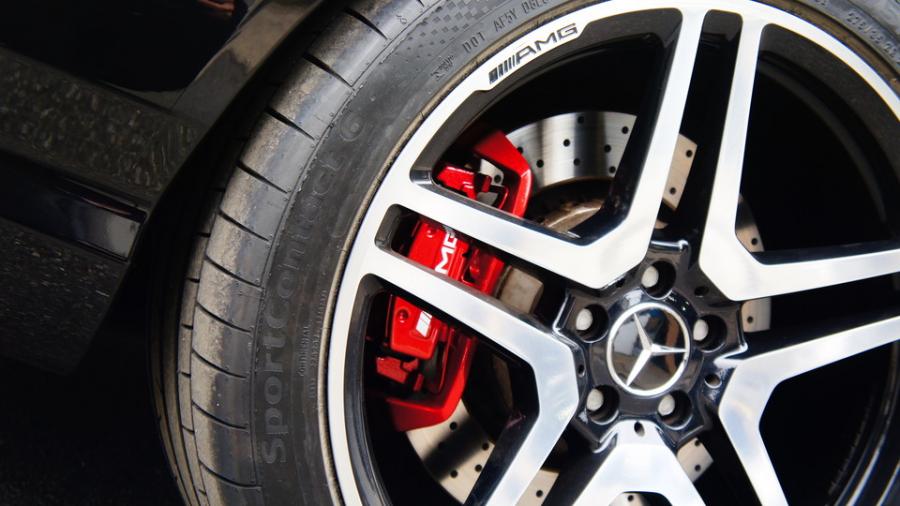 キャリパー塗装施工事例：ベンツS63AMG　キャリパー塗装：#011 royal flash candy red IMG9_2092_YpX3Or_sub7.jpg