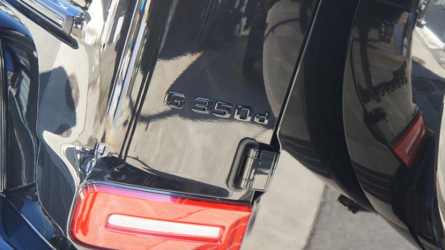 キャリパー塗装施工事例：ベンツG350d　キャリパー塗装COLOR:#001 Italian losso solid　スペーサー前後取付、ホイール塗装一台分、各種ブラックアウト塗装 IMG9_2096_ugCztL_sub12.jpg