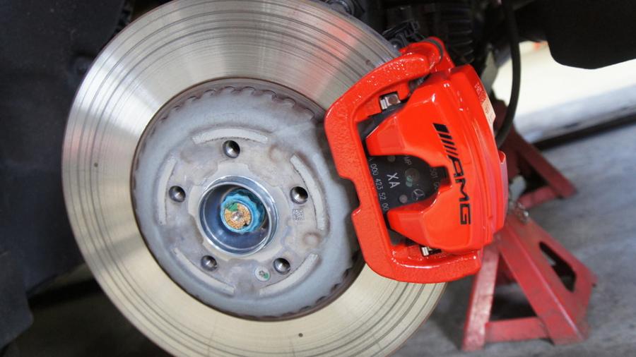 キャリパー塗装施工事例：ベンツCLS53AMG　キャリパー塗装COLOR:#001 Italian losso solid IMG9_2104_yDD5CO_sub2.jpg