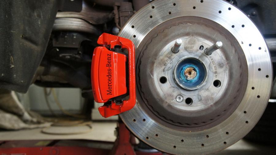 キャリパー塗装施工事例：ベンツS400h　キャリパー塗装COLOR:#001 Italian losso solid IMG9_2106_xC0e69_sub2.jpg