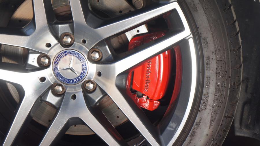 キャリパー塗装施工事例：ベンツS400h　キャリパー塗装COLOR:#001 Italian losso solid IMG9_2106_xC0e69_sub6.jpg