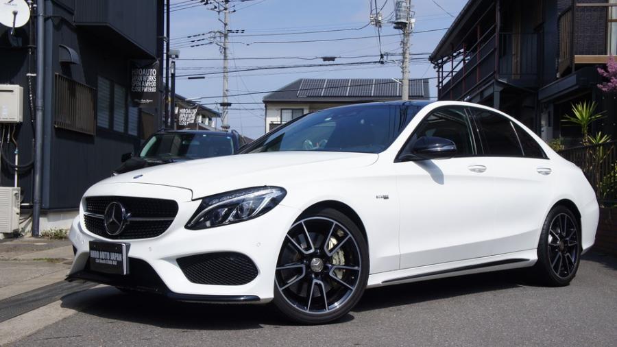 ベンツC43AMG　キャリパー塗装COLOR:#008 Flash champagne gold　テールライトスモーク塗装　サイドステップ部分ラッピング
