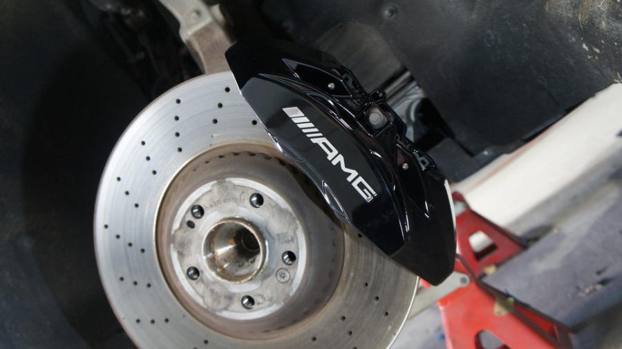 ベンツSクラス　キャリパー塗装　COLOR:#005 Deep coal black