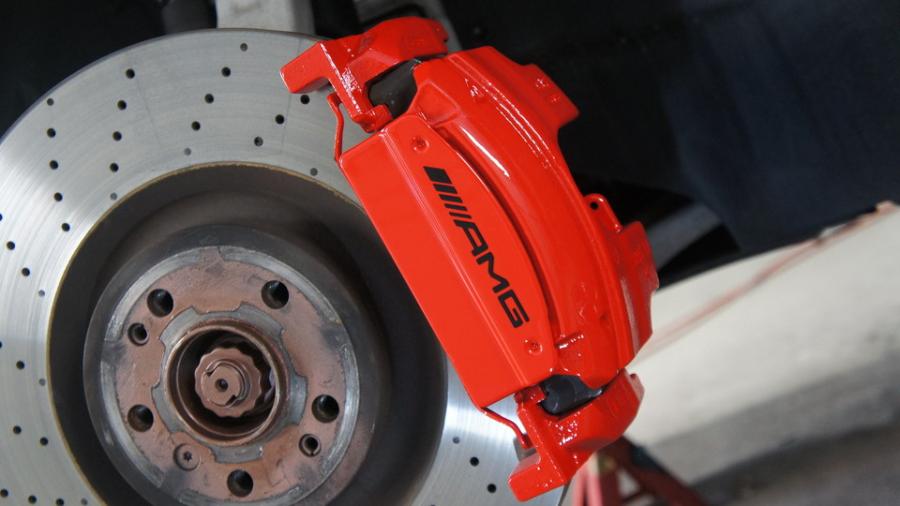 キャリパー塗装施工事例：ベンツGLE43AMGクーペ　キャリパー塗装COLOR:#001 Italian losso solid IMG9_2154_NgfJRs_sub1.jpg