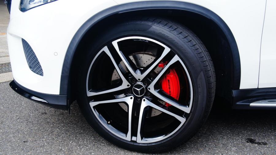 キャリパー塗装施工事例：ベンツGLE43AMGクーペ　キャリパー塗装COLOR:#001 Italian losso solid IMG9_2154_NgfJRs_sub5.jpg