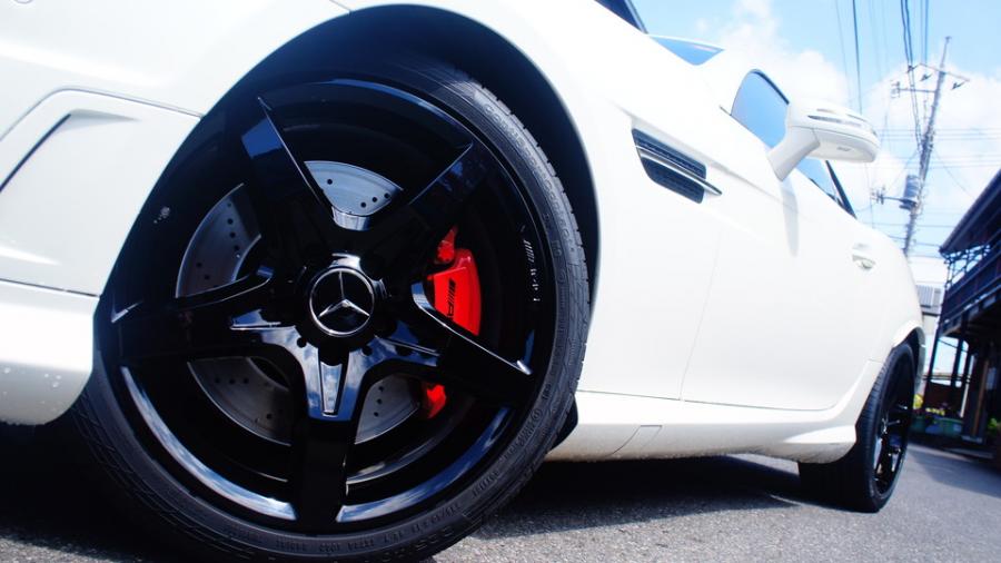 キャリパー塗装施工事例：ベンツSLK　キャリパー塗装COLOR:#001 Italian losso solid　ローター塗装COLOR:#005 Deep coal black　ホイール：グロスブラック塗装 IMG9_2164_l4Id2P_sub8.jpg